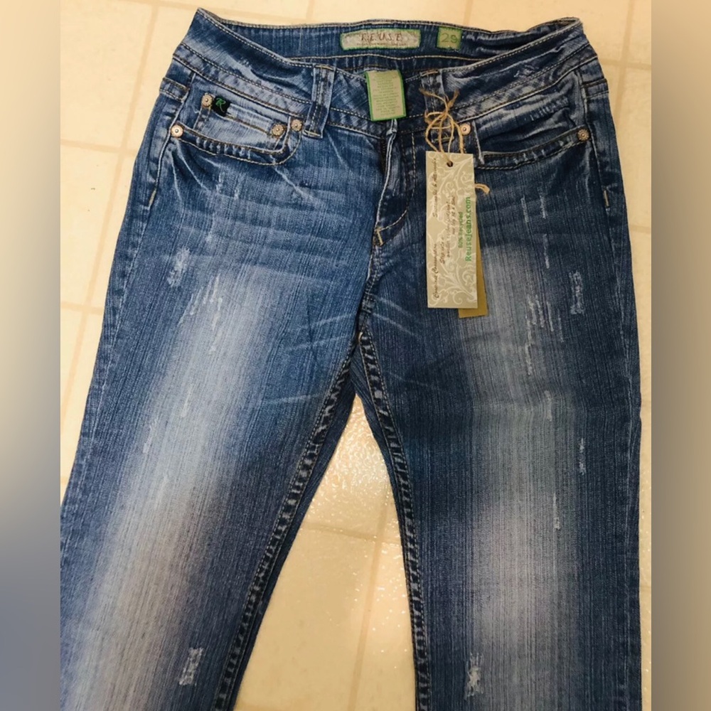 R.E.U.S.E Women’s Blue Jeans Size”29” Which Is Women’s Size 8 - Picture 4 of 9